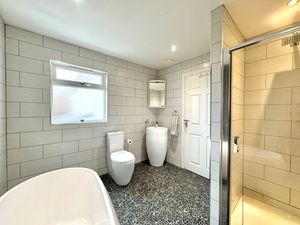 Photo 8- click for photo gallery